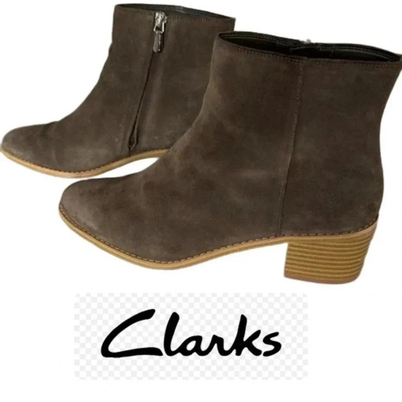 Clark’s Women’s Boots Size 9.5 - Picture 4 of 9